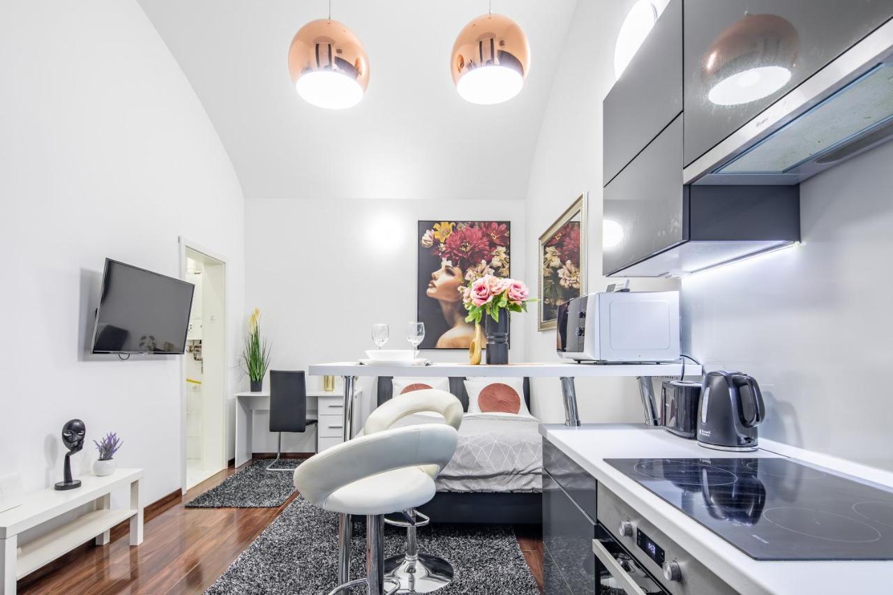 Melody Meadow Apartment Будапеща Екстериор снимка